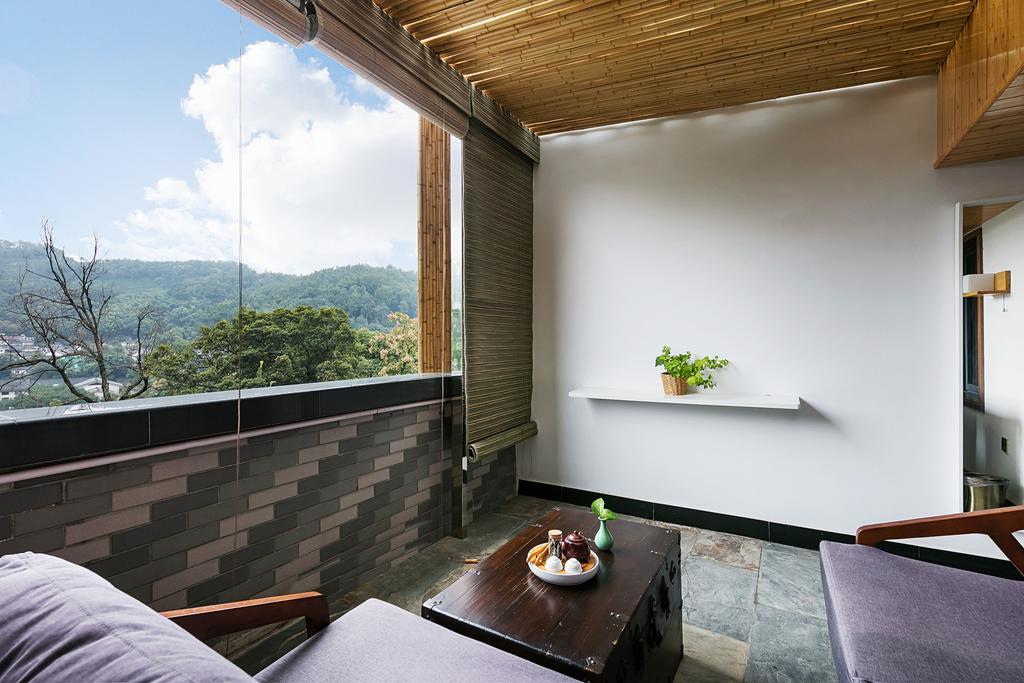 Hangzhou Puyu Travelling With Hotel Exteriör bild